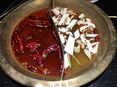 招牌麻辣锅底-渝利重庆火锅