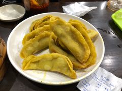 -老新隆牛肉锅贴(新街口店)
