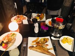 -唐拉雅秀酒店-西锦汇空中BBQ·思创餐厅