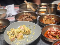-草家酱蟹炭火烤肉店(珲春南路二店)