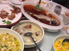-大鸭梨烤鸭店(光彩店)