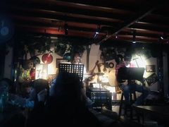 -南锣鼓巷吉他吧(鼓楼店)