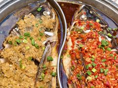 -阿瓦山寨·湘菜现炒·剁椒鱼头王(咸阳总店)