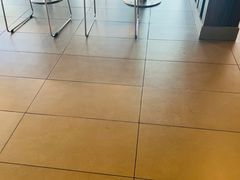 -麦当劳(乳山路店)