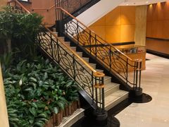 -深圳富苑皇冠假日套房酒店