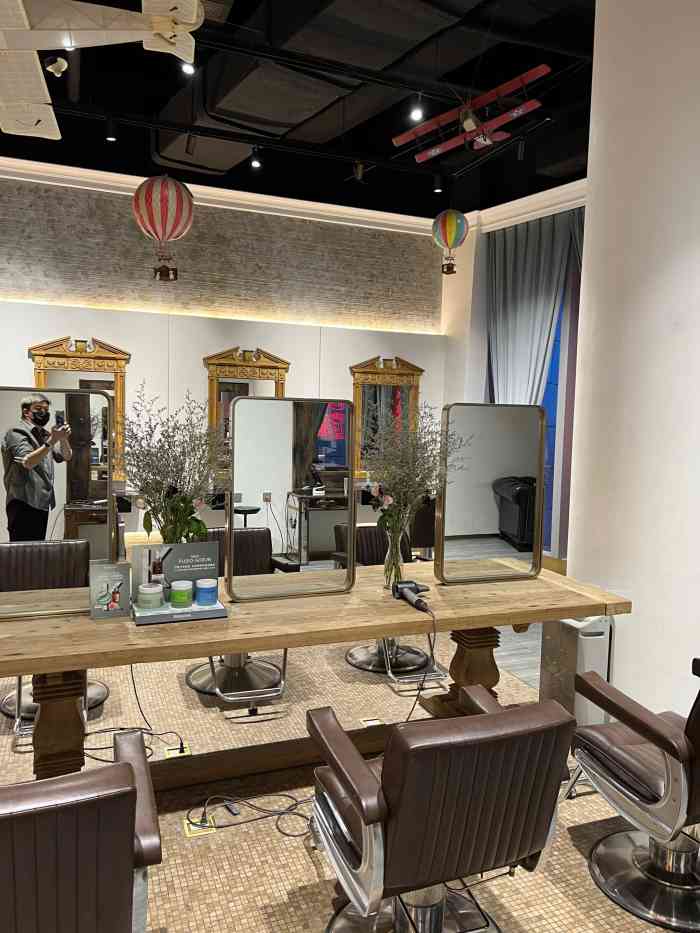 吉广发廊j&g(柏威年店)