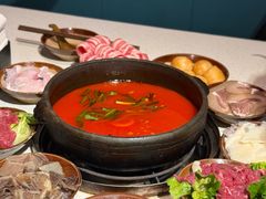 -贵府酸汤牛肉火锅·贵州老字号(飞山街店)