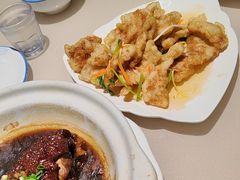 -老码头黑皮肘子锅包肉(赣水路店)