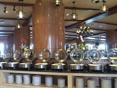 自助取餐区-颐和尚水酒店