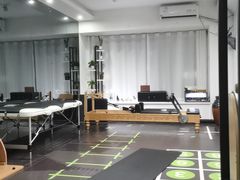 -简·无界健身工作室·运动康复·体态(石厦店)