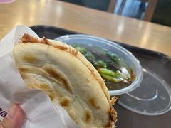 樊记肉夹馍-樊记腊汁肉(西安咸阳国际机场店)