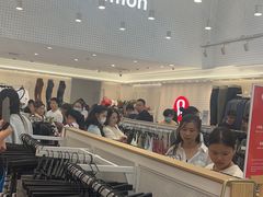 -lululemon(比斯特购物村店)