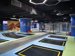 -反弹蹦床公园(南坪万达店)