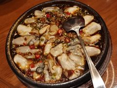 捞汁生蚝-小桃红·东北菜·春饼烤鸭(南阳湖街店)