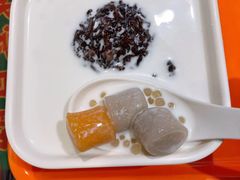 -满记甜品(优客百盛店)