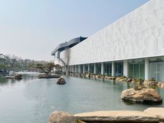 -罗红摄影艺术馆