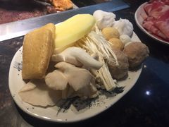 -阪尚皇·原切牛排·烤肉火锅自助(北京路店)