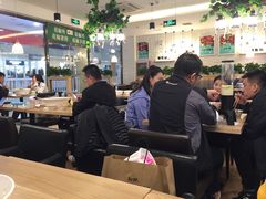 大堂-拿渡·水煮鱼麻辣香锅(王府井奥莱·香江小镇店)