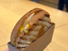古巴风情鸡肉芝士三明治-星巴克(广州南站A18检票口楼上)