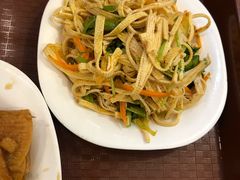 -Mlamber麦泊尔兰州牛肉面