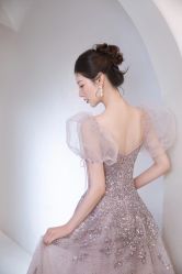 -洋洋婚纱品牌集合店