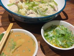 -万记麻辣烫国展总店