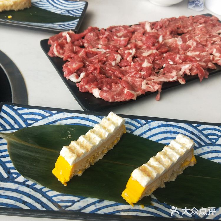 这家的麻酱吃起来就不像好麻酱的样子