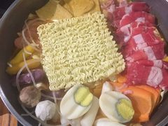 -辛明堂洞韩式芝士年糕火锅(万达店)