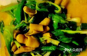 Green Garlic Duck Intestine