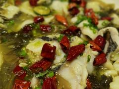 酸菜青柠鱼片-阿锋鲍鱼酒家美食汇(华安店)