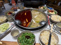 -肖肖酸萝卜鱼火锅(总店)