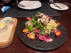 -恰餐厅及酒吧 CHAR Bar & Grill (北京丽都皇冠假日店)