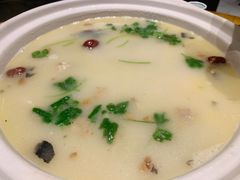 铁棍山药炖江团-掌柜的店·河南菜(新天地店)