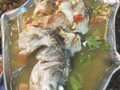 -光海鲜鱼翅餐厅(叻差拉披色路店)