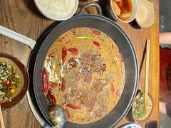 -萍姐火锅·公路夜市(武汉首店)