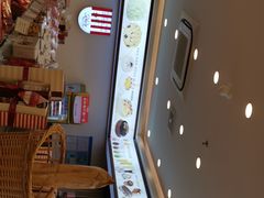 -红宝石·鲜奶小方·海派西点房(浦三店)