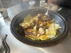 -粘豆包柴火铁锅炖