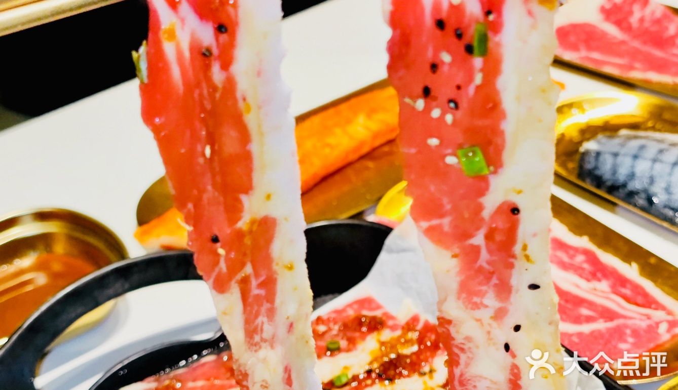基本上菜单上的肉单价都在10r左右️，真的超便宜