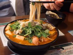 招牌炸酱小锅米线-肥汁米蘭香港米线(宁波路总店)
