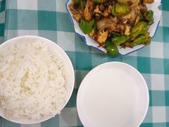 -长寿鲜鲜肥肠饭(小龙坎正街店)