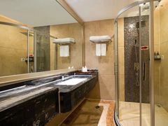 -华海酒店(茂名高铁站店)