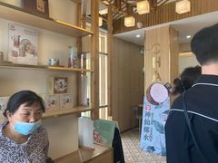 -霸王茶姬(五一路店)