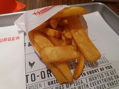 -FATBURGER 特富客汉堡(外交公寓店)