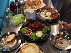 两头猪的晚饭！-MI WU FACTORY米屋美食工厂餐厅(绿地店)