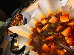 -穹六人间 people 6(岳阳路店)