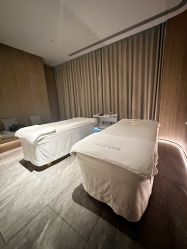 -AURAS璈然科技护肤中心