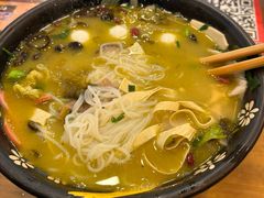 -阿超过桥米线(画展路店)