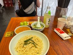 -裕兴记•蟹黄面馆(人民广场店)