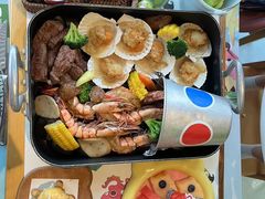 -水桶王国主题餐厅·聚会·生日派对·亲子活动·家庭套餐(亚龙湾希尔顿店)