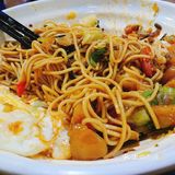 今天才听老板说，原来他们的面和馄饨皮都是自己弄的